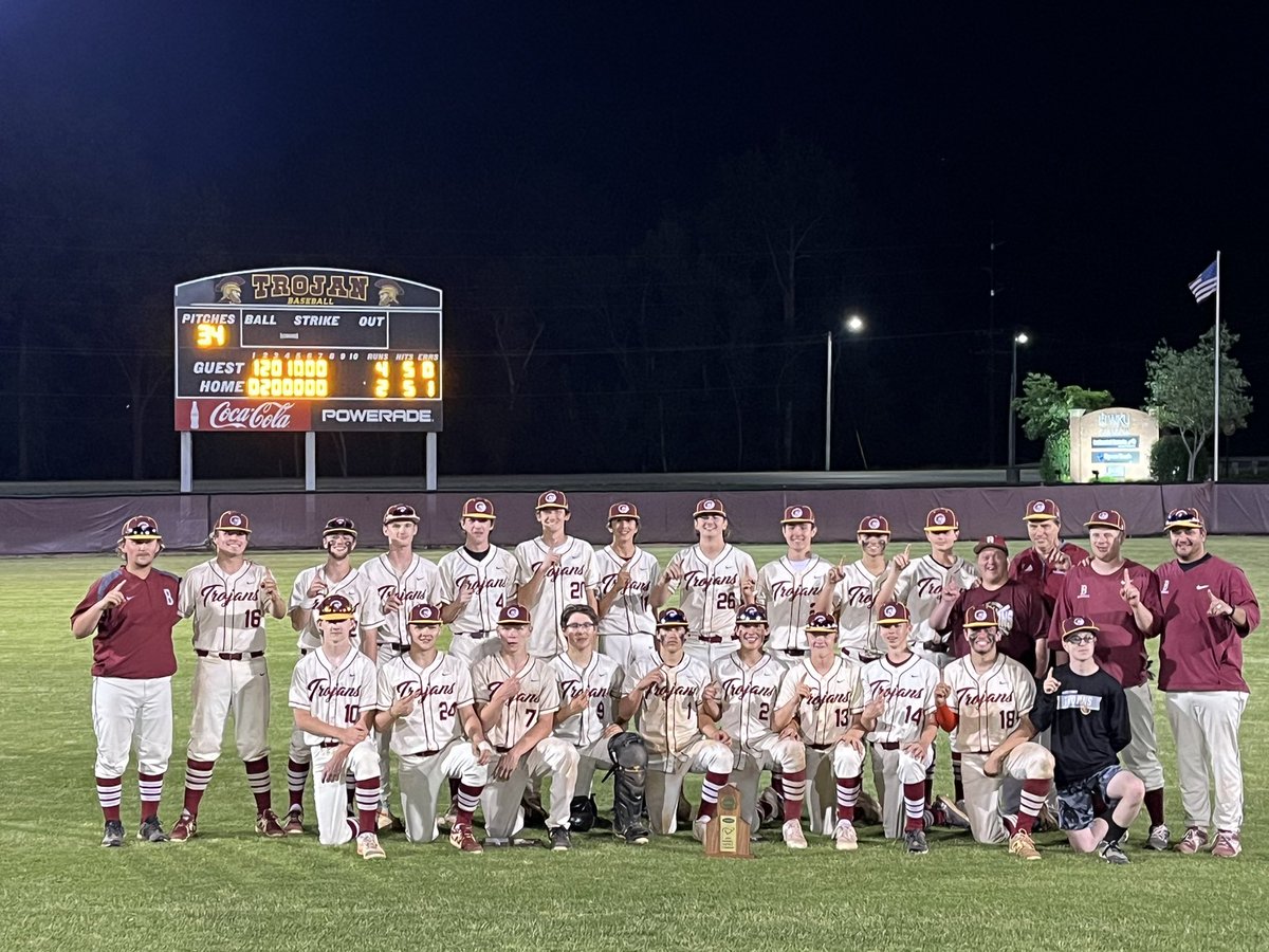 How about those Trojans!?!? <a href="/BarrenBaseball/">Barren County Baseball</a> with the 4-2 upset over Warren East in the 15th District Championship game! Congratulations to our players and coaches! #FightOn