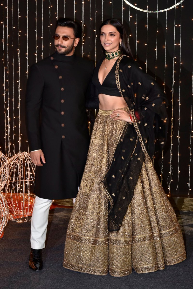 9 wedding-ready lehengas from #DeepikaPadukone’s traditional wear wardrobe: trib.al/p6KZv6V