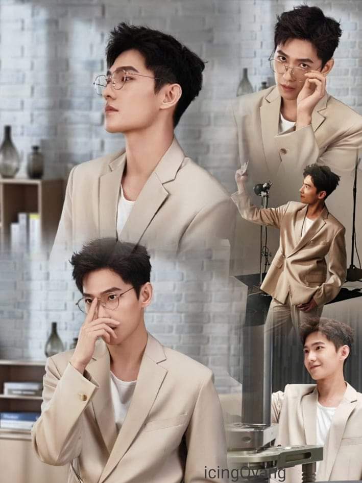 icingquinyang2's tweet photo. Coming soon, #Honor90 a new phone endorsement for #YangYang杨洋 , here he wears a trendy #Muslun #hana #yangyangstyle jacket. With those specs I see #shadesofYutu
#HighQualityMan #godofvisuals https://t.co/uCf4ZBzv7p