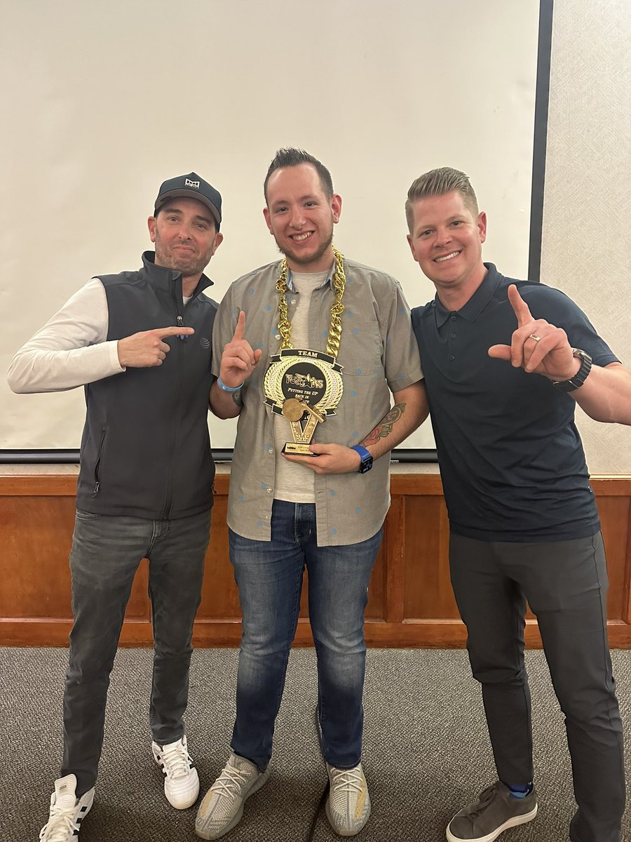 Congratulations to Shawn and Jon for earning our Top Coach Golden Whistle award and to Team Galleria for claiming our Team Champion Chain for finishing #1 in April! Will it be Back2Back months in May? #NYNJStateOfMind #FoSTARs <a href="/OneNYNJ/">OneNYNJ</a>