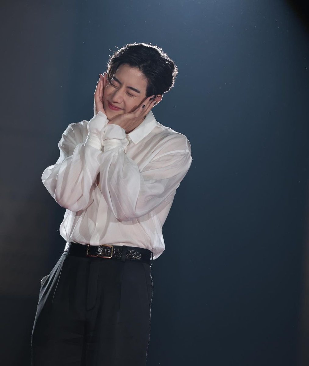 NN153031's tweet photo. ลูกรักของพระเจ้า...#พี่จ๋า 
@marktuan https://t.co/C7CGzxMReV