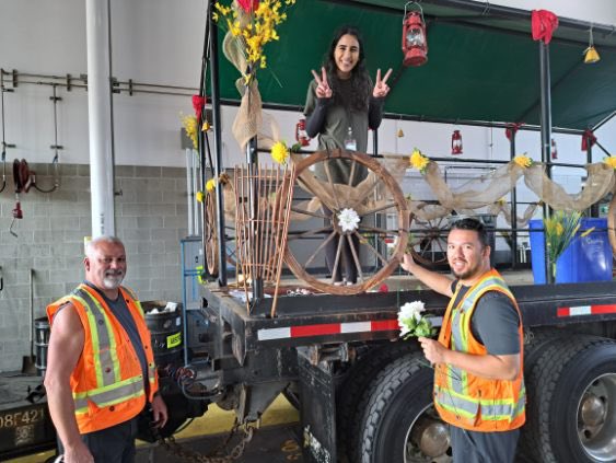 Hello #cupe402 friends! We have finished the #CloverdaleRodeo float! Big Thanks to Jai, Brandon, Kathy, and Nasima! See you Saturday morning at 9:30!

Update: We have been advised of a new staging location. We will now staging between 56A Ave and 57 Ave on 177B St 
(5600)