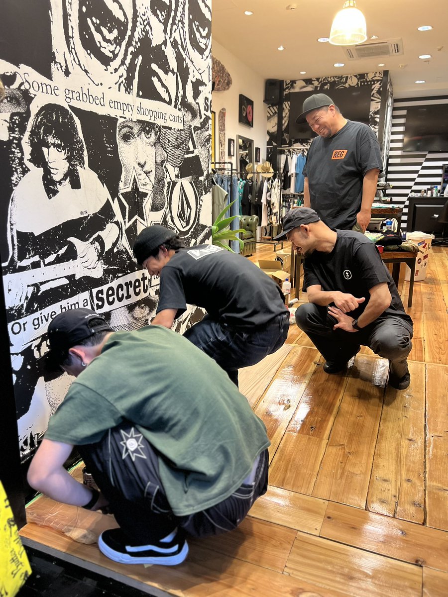 REGULATOR_CREW's tweet photo. VOLCOM STORE OSAKA. 
NEW STORE OPENIG 5月20日sat. 11am
550-0015
大阪市西区南堀江1-7-3 ODL Betty’s Bldg 1F
06-4390-2922 https://t.co/MiMjJr00gl
