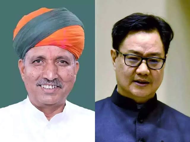 RameshBabuKPCC's tweet photo. Finally BJP understood Apex court is a constitutional body Rijiju shunted out!
At least uphold dignity of independent judiciary
Interference with independent constitutional bodies spoil spirit of Democracy
#India #fedaral #centralgovt #media #aicc #BJP #Parliament #Awareness #RG https://t.co/SUvxgVQTsC