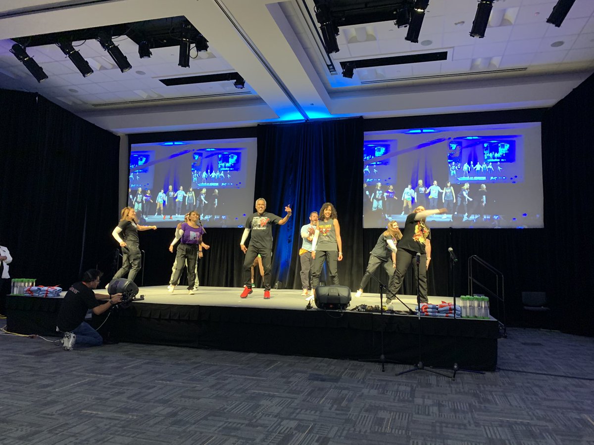 Jennifer Sanders tweet media