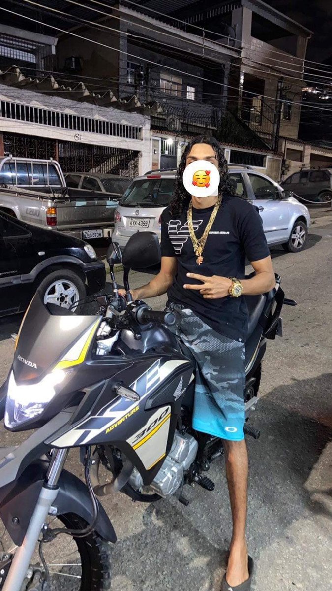 menozinph's tweet photo. Só agradecer a Deus por mais um ano de Vida, Gratidão 🙏🏽 🥳🚀❤️ https://t.co/buBN0aOpDX