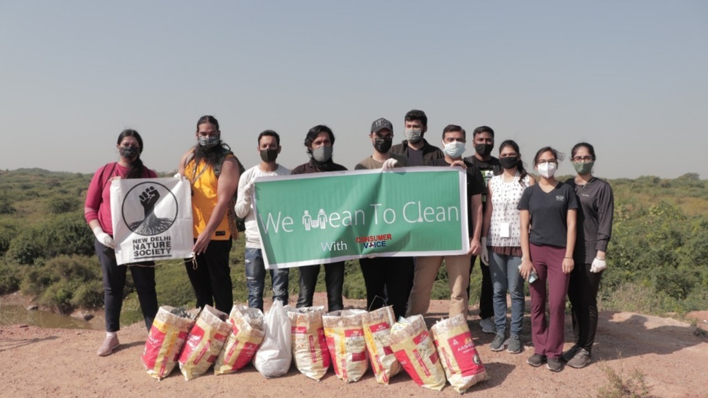 Our cleanup drive in #VasantKunj
Read: wemeantoclean.blogspot.com/2021/10/cleanu…

#WeMeanToClean #CleanDelhi #SwachhBharat #Volunteer #Volunteering #Shramdaan #Delhi #CleanupDrive #SwachhataHiSeva #StopLittering #ClimateAction #WMTCBlog