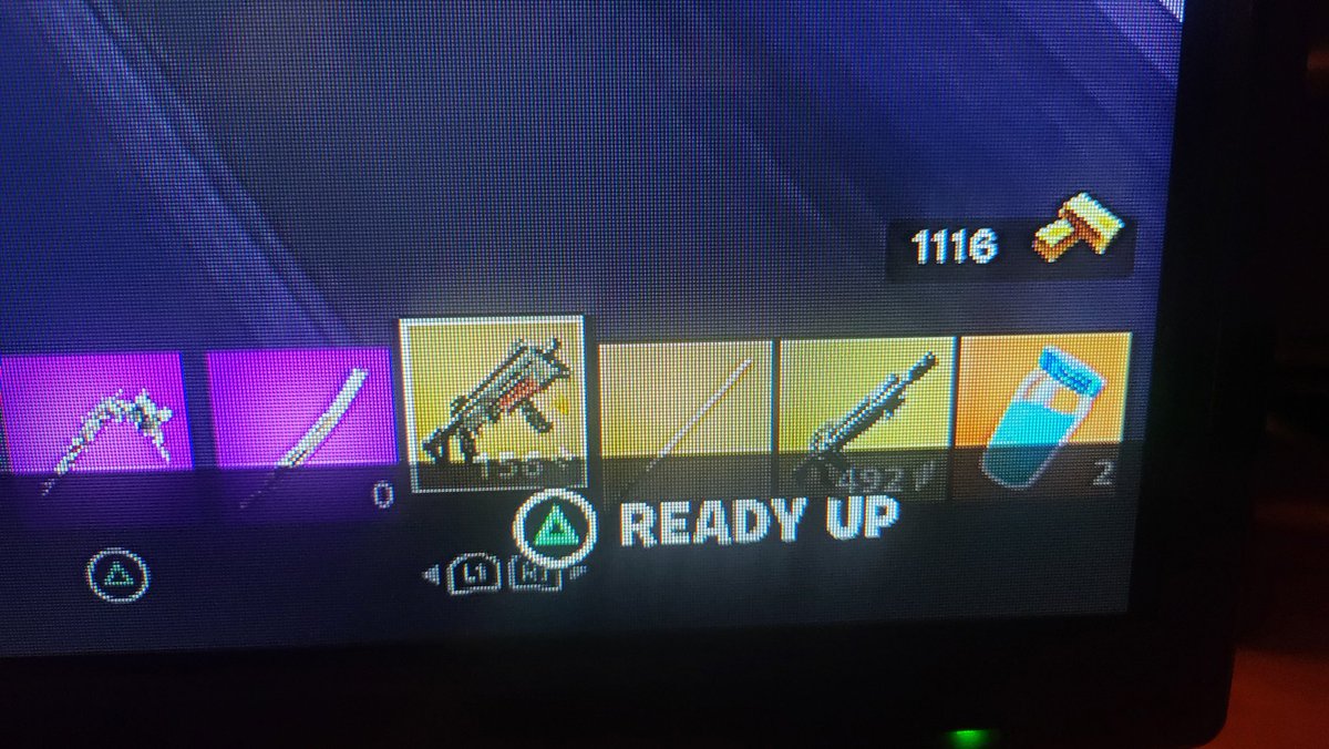 _TheTruthHurtz_'s tweet photo. If this is your loadout on Fortnite, You are bot. This is a fps, not Zelda. The swords take zero skill. Get better https://t.co/OSWbfalfT0