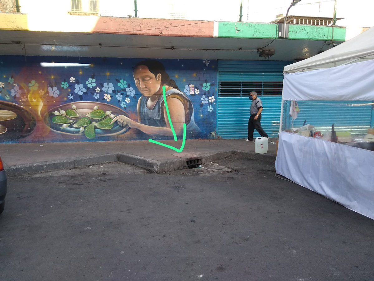 MercadoAnahuacZ's tweet photo. Buenas noches @AlcaldiaMHmx nos puedes ayudar con el desazolve de registro en la calle tonatzin esq atzayacatl col. #Tlaxpana @gabysalido @aliespic @mauriciotabe @davidrola07 @LordSalmon11 @SantaJuliaSomos @VecManAC @AdysRom @PescaditosM @soyrositaperez1 @testigocreacion https://t.co/Hf7eDF7mHq