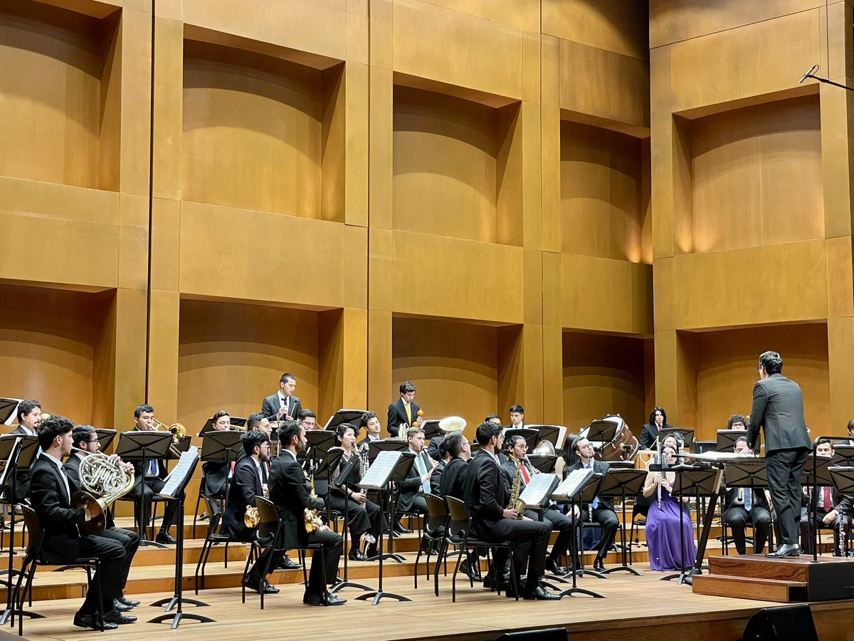EsdegCol's tweet photo. Gracias Orquesta Filarmónica de Bogotá @filarmonibogota por el excelente repertorio interpretado por la Banda Filarmónica Juvenil, que nos llenó a todos de las mejores notas musicales y ritmos colombianos.

#AniversarioESDEG #YoSoyESDEG https://t.co/Z26zWo1WIZ