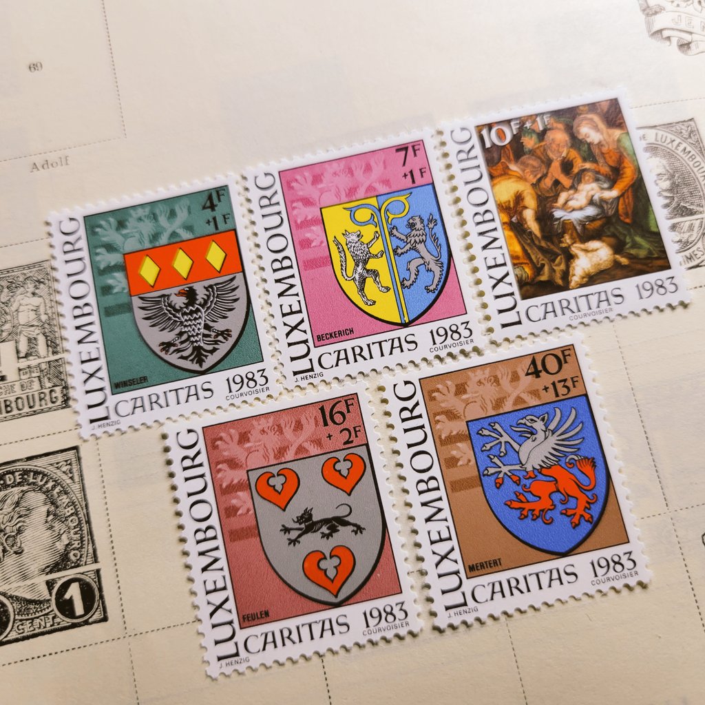 Love this set of semi-postal Luxembourg that just arrived on my desk.

#stamps #Luxembourg #philatelist #philately