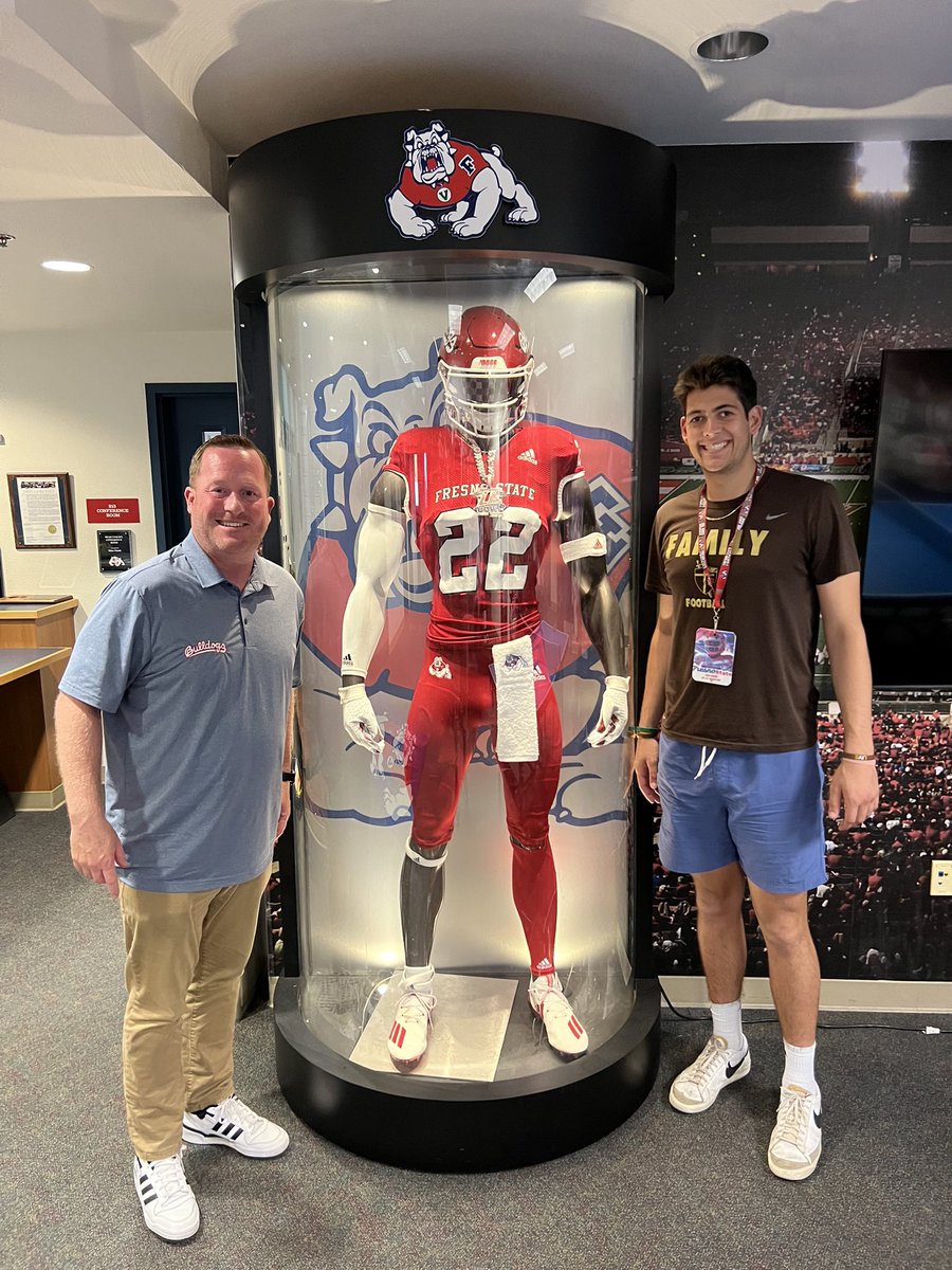 Jack Jacobs (@jack_jacobs7) on Twitter photo Beyond grateful to announce I will be furthering my athletic and academic career at the collegiate level. Thank you to my mentors, coaches, family, and the man upstairs. GO DOGS!!
<a href="/SFHSLaCanadaCA/">St. Francis H.S.</a> <a href="/FresnoStateFB/">Fresno State Football</a> <a href="/Tarek_Fattal/">Tarek Fattal</a> <a href="/dherr11/">Dean Herrington</a> <a href="/latsondheimer/">eric sondheimer</a> <a href="/James_Escarcega/">James Escarcega ๐๐๐โพ๏ธ๐ฅ ๐คผ๐คฝ๐ฝโโ๏ธ๐๐ผโโ๏ธ๐๐ปโฝ๏ธ</a> <a href="/SGVNSports/">Fred J. Robledo ๐จ๐ปโ๐ป</a> Beyond grateful to announce I will be furthering my athletic and academic career at the collegiate level. Thank you to my mentors, coaches, family, and the man upstairs. GO DOGS!!
<a href="/SFHSLaCanadaCA/">St. Francis H.S.</a> <a href="/FresnoStateFB/">Fresno State Football</a> <a href="/Tarek_Fattal/">Tarek Fattal</a> <a href="/dherr11/">Dean Herrington</a> <a href="/latsondheimer/">eric sondheimer</a> <a href="/James_Escarcega/">James Escarcega ๐๐๐โพ๏ธ๐ฅ ๐คผ๐คฝ๐ฝโโ๏ธ๐๐ผโโ๏ธ๐๐ปโฝ๏ธ</a> <a href="/SGVNSports/">Fred J. Robledo ๐จ๐ปโ๐ป</a>
