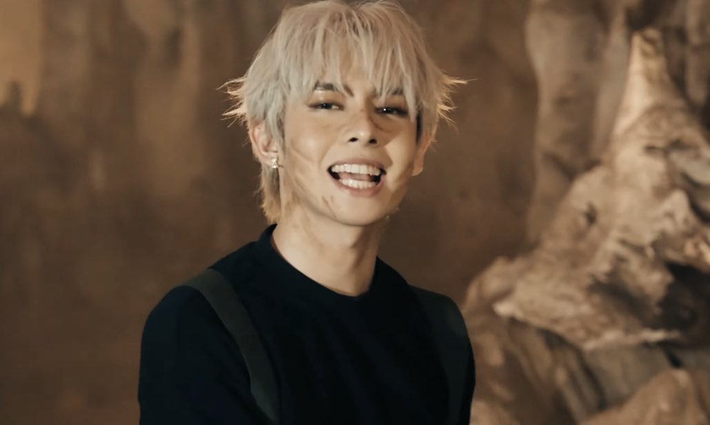 kentinpunyeta's tweet image. YUNG MUKHA TALGA NI DE DIOS KAHIT IPALIGO PA ATA TUBIG KANAL DITO MUKA PA RING MANIKA😫

DI KA BASTA MAKAKAKITA NITO
@SB19Official #SB19
#SB19GENTO
#GENTO_MusicVideoOutNow