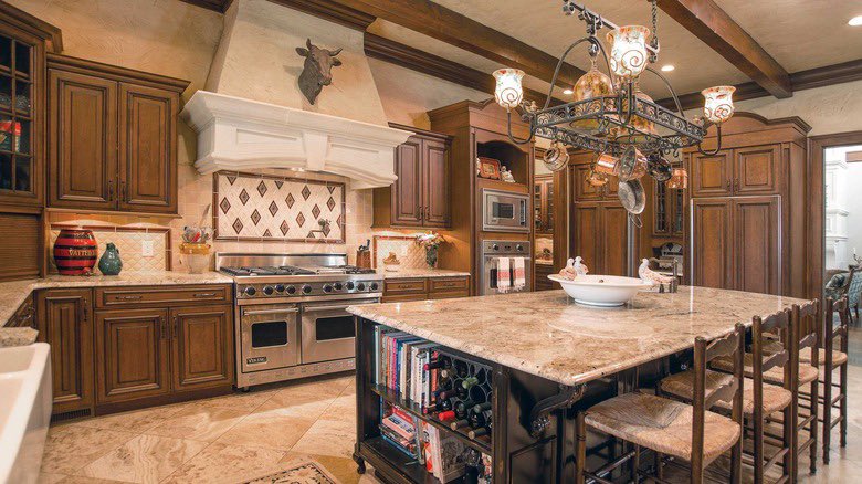bigbrotherbravo's tweet photo. Reality TV in the era of these kitchens just hit different https://t.co/jcFfCiMxWn