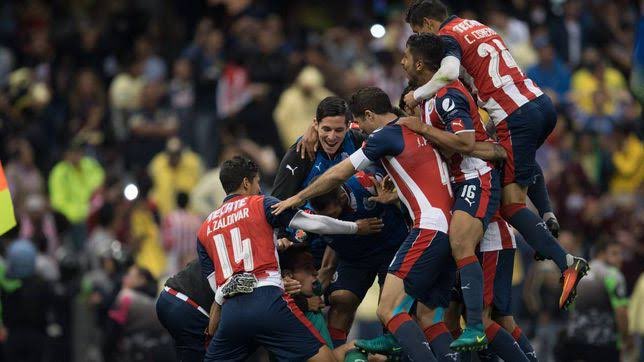 ferchosanpi's tweet photo. @Chivas ya lo han hecho antes, ¡si se puede! ❤️ https://t.co/Bcb2cyqXor