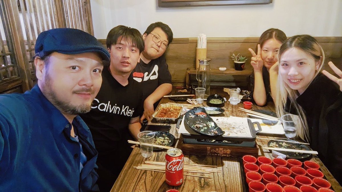 sumoliu's tweet photo. Friends from UC Riverside, thank you guys for remembering that I'm doing the performance at Little Skewer in Monterrey Park, thanks for the support 

#musicislife #MusicLover #musicproduction #musicstudio #musicindustry #MusicMan #capoentertainment #restaurant  #sangabriel https://t.co/HTOZXSVZfq