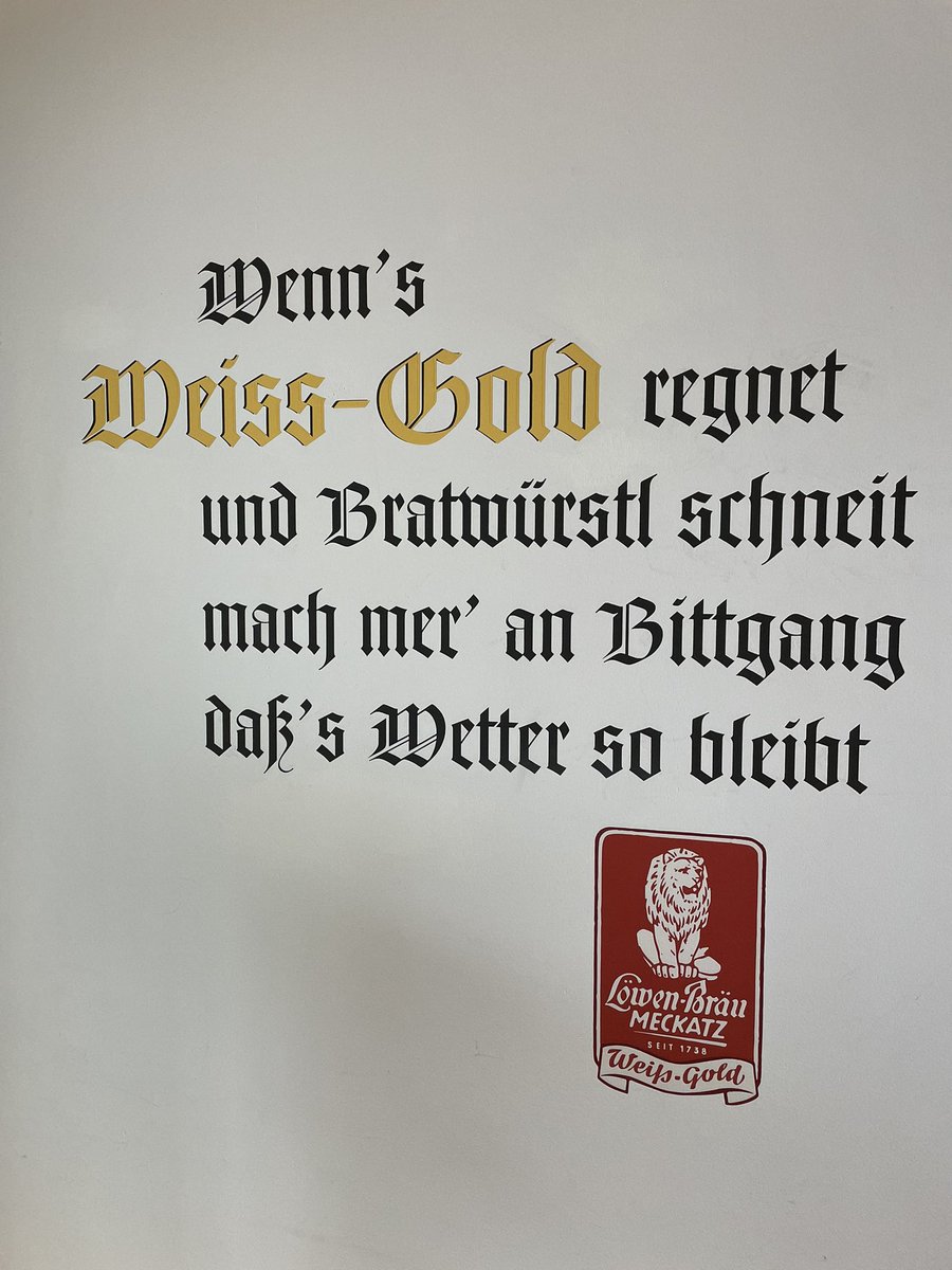 maierst's tweet photo. Kleiner Ausflug ins #Allgäu mit dem Cabrio…Dach bleibt zu wegen Wetter 🤷🏻♂️
Grab richten in #Scheffau und dann ins #Meckatzer Bräustüble 🍻
Weltbeste Käsespätzle 🍽️ https://t.co/Ke5x2Bmu2J