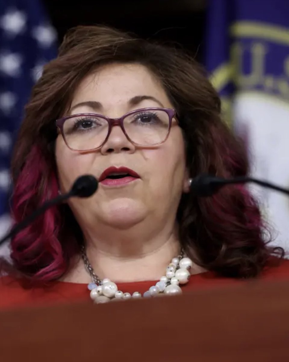 cyndymcfarland's tweet photo. FBI Whistleblower
Despite using a unknown Twitter person’s account “ Did you say Pelosi stage January 6 th ? “ 

No mam, not my account….. 

I Don’t care 🤷🏽‍♂️ 
Get on your knees &amp; bow to me Mr. Allen, remember I am a white supremacist 

#AnEmbarrassingWayToDie https://t.co/VmcShfL2PI