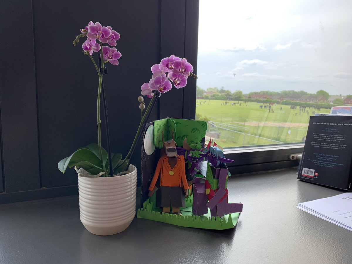 Mrs Naim tweet media