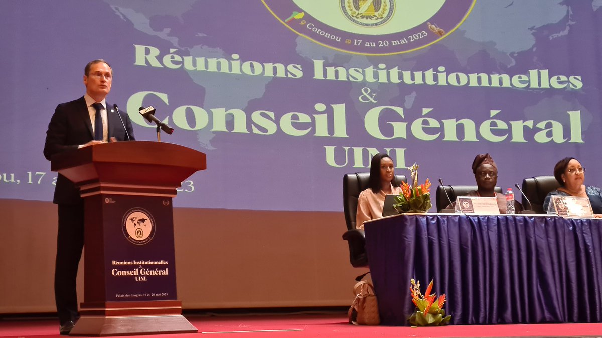 Le 1er Conseil Général de @uinl_org est inauguré ce matin à Cotonou par le président Lionel Galliez et le Ministre de la justice du Bénin - les travaux du forum inaugural de ce matin porteront sur la copropriété verticale. #Bénin