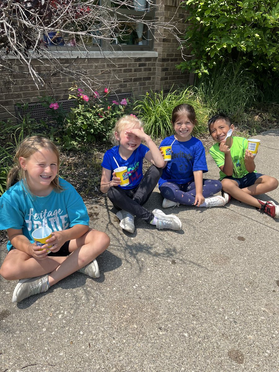 It was a great day to have a Kona Ice treat! <a href="/HeritageECS/">Heritage Early Childhood School</a> #WEareLakota #HECSmagic