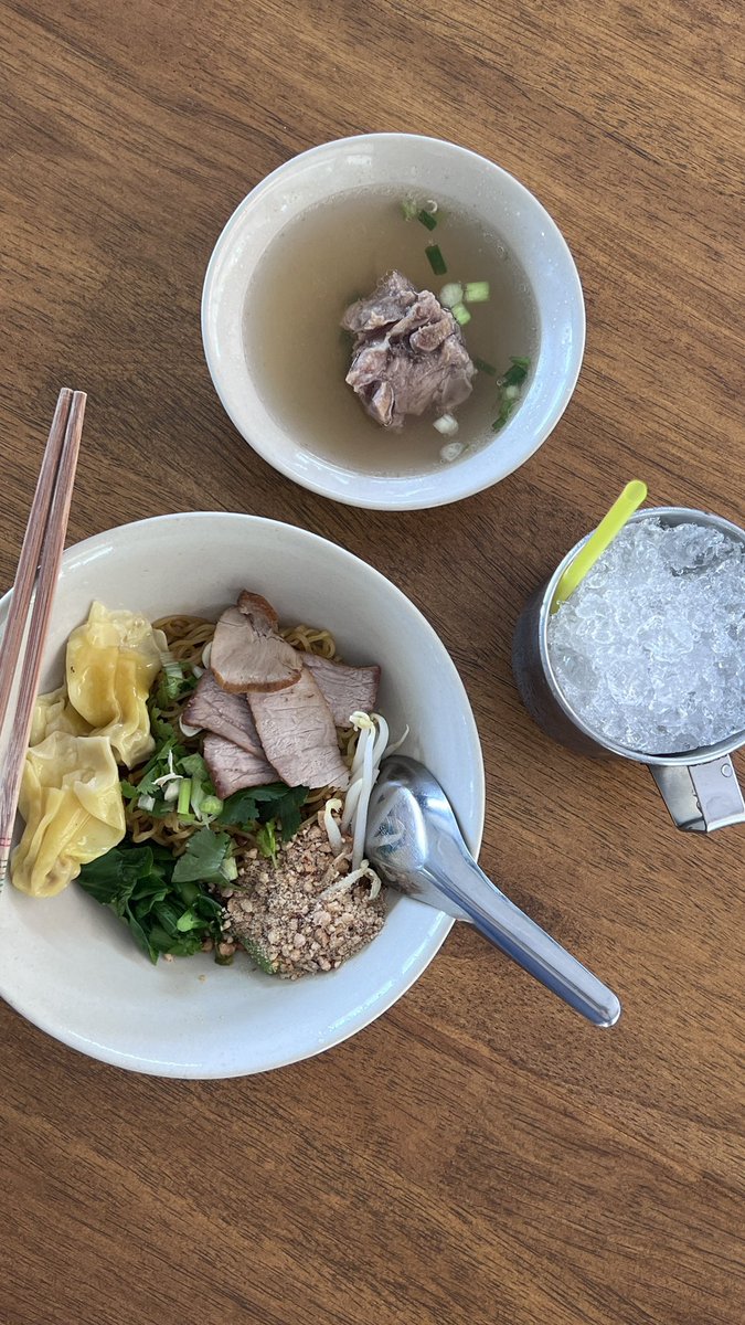 titipon44934348's tweet photo. หมี่เกี๊ยว #กะไหล https://t.co/URbp6nhKxR