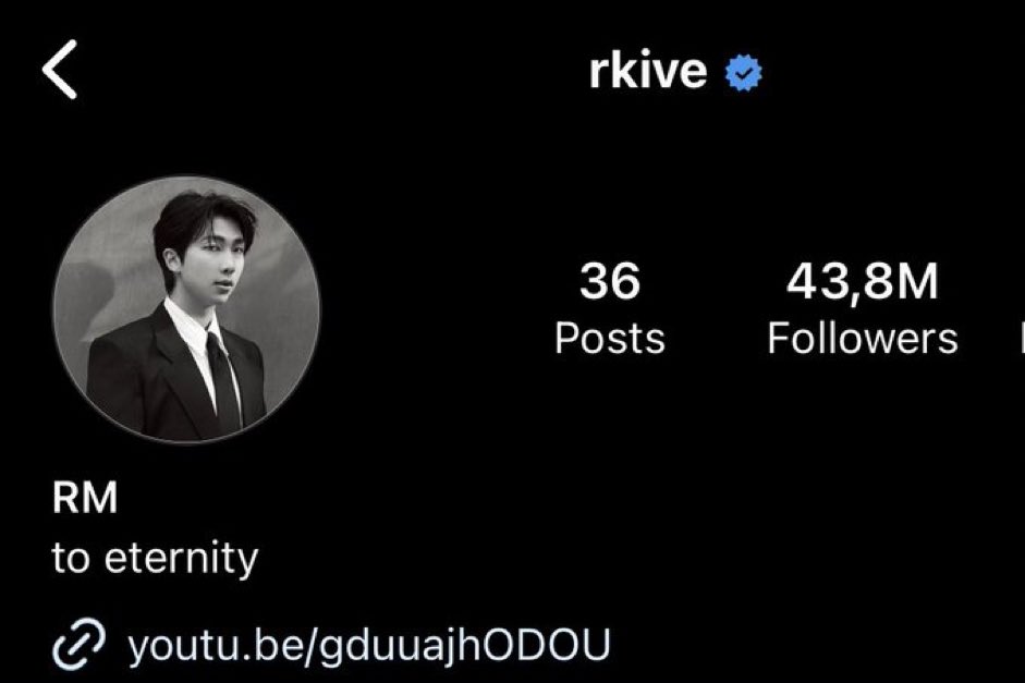 bblackjin's tweet photo. ไอจีประธานาธิบดีหรอ https://t.co/3z7M7O1Zwg