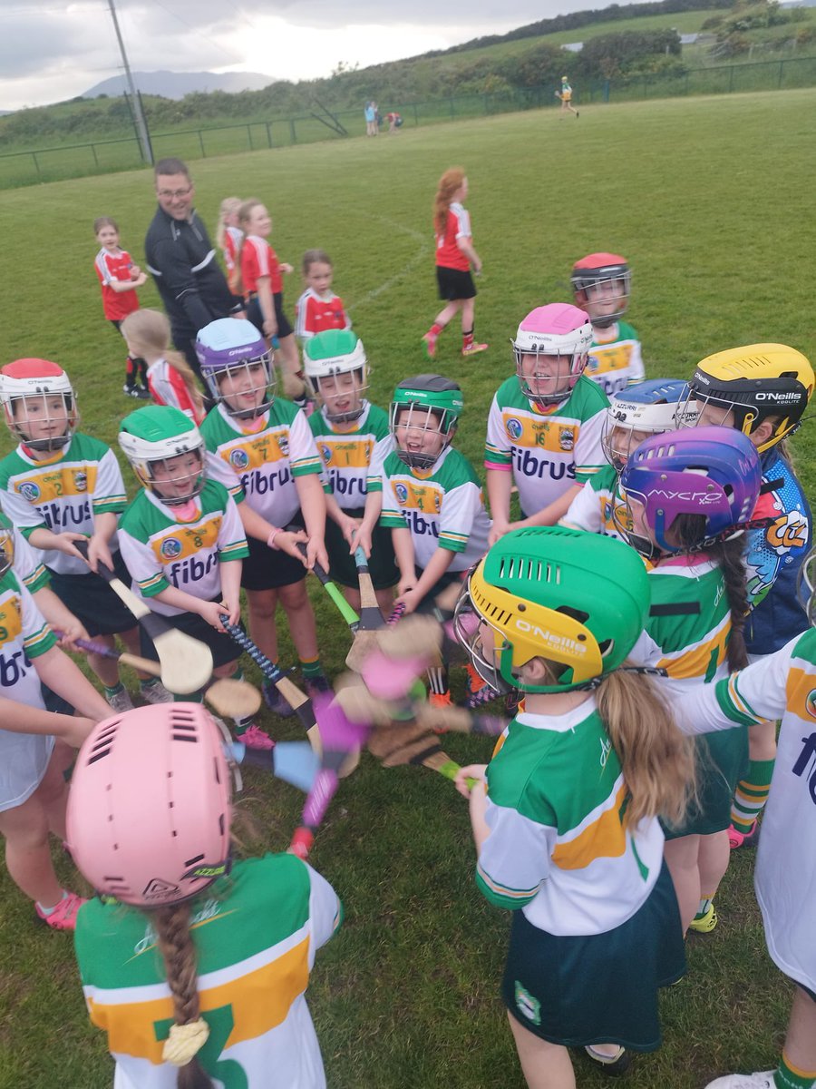 Our P4/P5 camogs enjoyed playing against our neighbours <a href="/LongstoneGAC/">Longstone GAC</a> last night in Dunavil.

Thanks to Longstone for travelling down ☺️