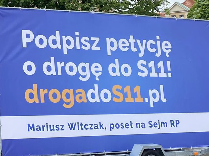 mswitczak's tweet photo. https://t.co/WWMEHKIHRV
Rząd PiS się zobowiązał, ale przez 8 lat nie kiwnął palcem. W Pleszewie rozpoczynamy więc akcję zbierania podpisów pod petycją ws. budowy trasy #S11 od #Jarocin, #Pleszew, #OstrówWielkopolski, #Ostrzeszów i #Kępno aż do wjazdu na autostradę A1. #drogadoS11 https://t.co/KguAKRtFdy