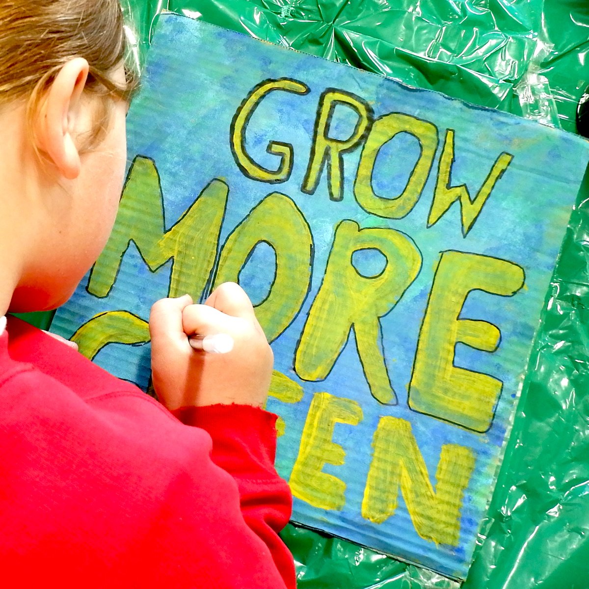 "We believe children should be SEEN AND HEARD!"

Register for our family friendly workshop, a relaxed and inspiring experience where you can explore your inner activist. #LSEFestival
ℹ️ lse.ac.uk/Events/LSE-Fes…