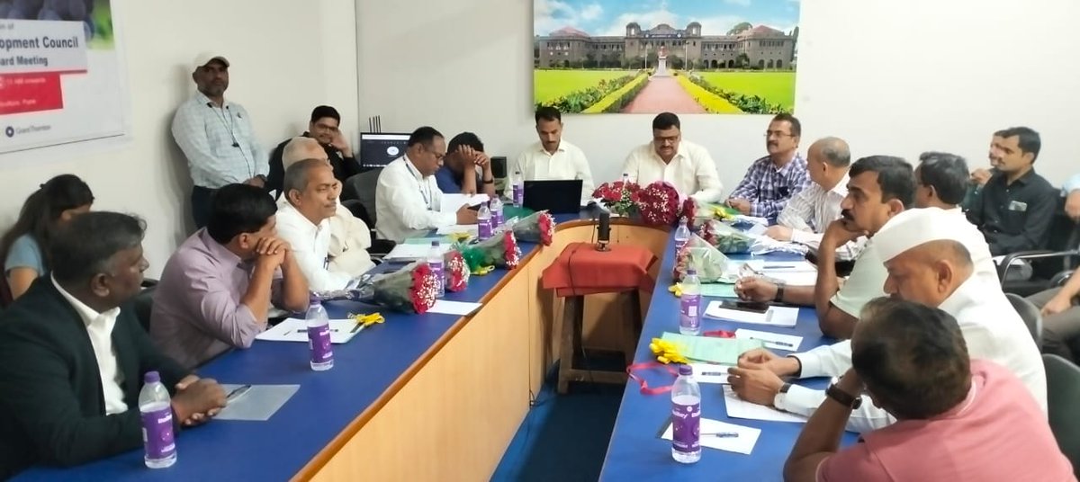 GrantThorntonIN's tweet photo. #GTBharat in association with @MVSTForg organised the inaugural Board Meeting of the Indo Grapes Development Council, under @SmartSociety21 project. 
Read more: https://t.co/MJj8h0wuJx https://t.co/a1y6wzFA0h