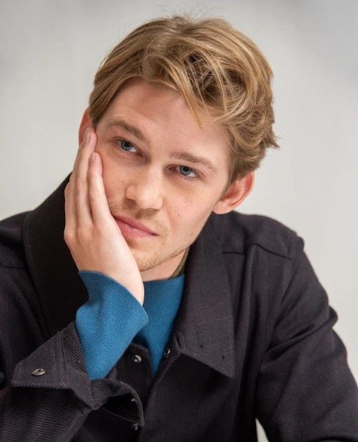 Mike Faist tweet media