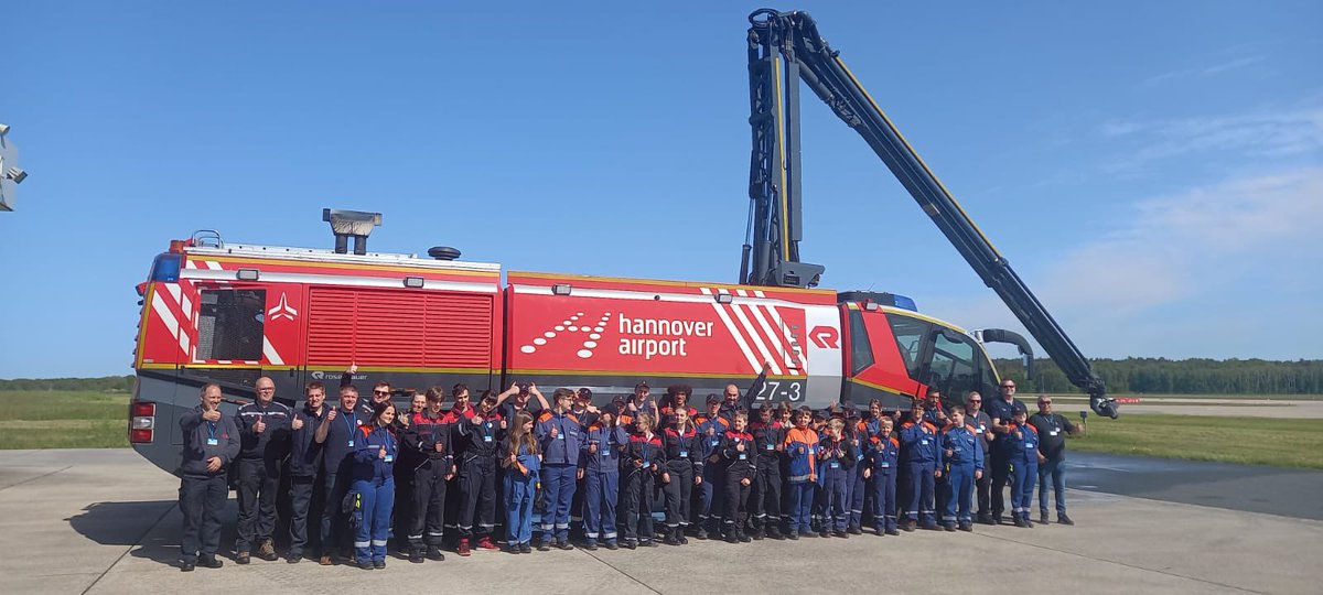JBW_Ieper's tweet photo. Vandaag bezoeken we de luchthaven van Hannover en Hannover stad.  Een unieke ervaring met leuke en interessante inzichten. https://t.co/nS08l0fjE0