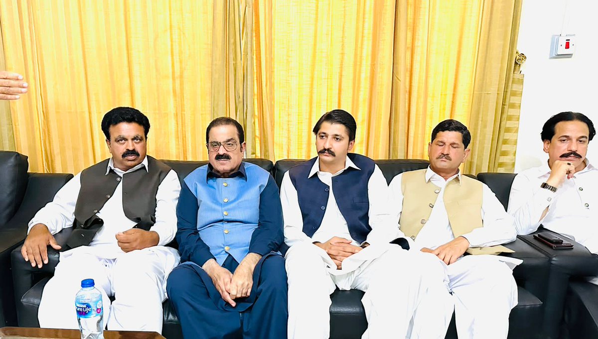 GhaisAslam's tweet photo. کوٹلی : چیئرمین پاکستان پیپلز پارٹی بلاول بھٹو زرداری کے 21مئ مظفرآباد جلسے کےحوالے سے ڈسٹرکٹ کوٹلی کےاندر کارنرمیٹنگ  میں
صدر PPPAJK چوہدری محمد یاسین، مرکزی جوائنٹ سیکرٹری پاکستان پیپلز پارٹی آزاد کشمیر ولید مطلوب انقلابی ،اور دیگراظہار خیال کر رہے ہیں..
@BBhuttoZardari #PPPAJK https://t.co/pU6APgo3ns