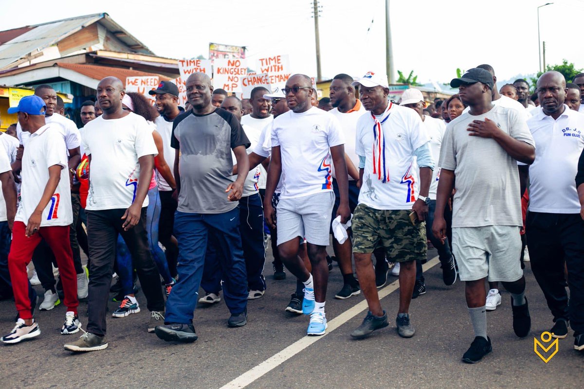 Kingskagyemang's tweet photo. The Kingsley Keep Fit Club and the International Society for Physical  Activity and Health (ISPAH) in collaboration with Abuakwa South  Municipal Health and Educational Directorates treated the people of  Abuakwa South to a six-day Public Heal...
https://t.co/r7dMp2Uh5c https://t.co/SprCU6yPAk