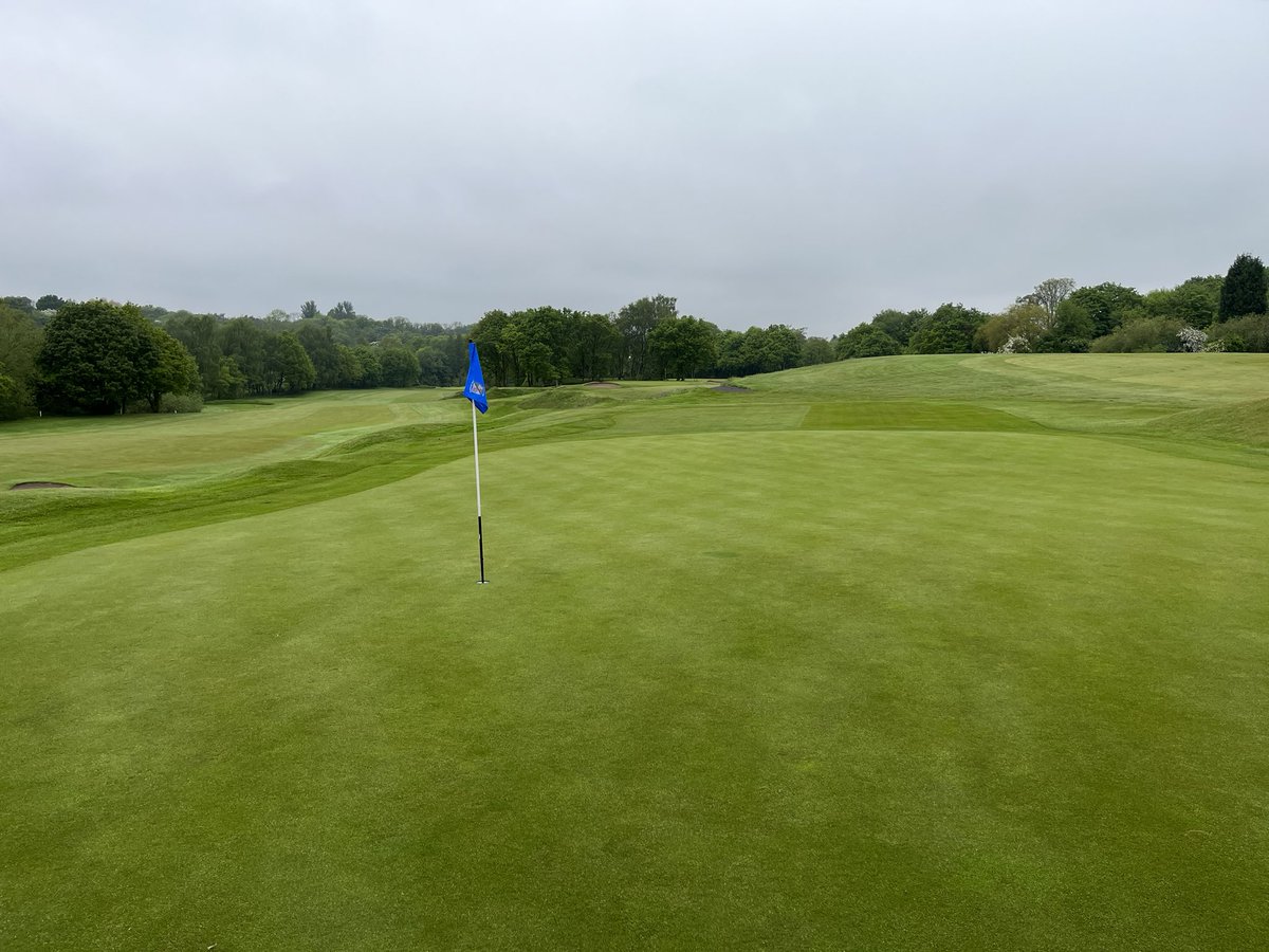 azzabazza86's tweet photo. First round of the men’s Cheshire championship underway. Over cast morning but the team have pulled it out of the bag again 💪💪💪👌🏻 @ReddishValeGC @RVGCgreens https://t.co/ldtB2N0iuU