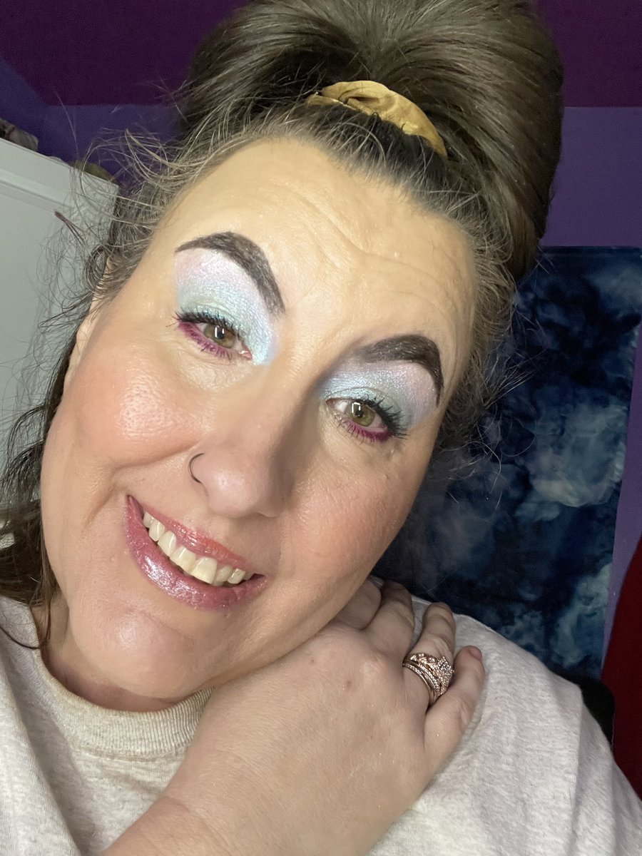 keishacookies's tweet photo. #matureskinmakeup     
#keishacookie  🍪   
#helloskincare    
#seintmakeup    
#makeup   

🗣️𝐂𝐎𝐌𝐌𝐄𝐍𝐓
🩵𝐋𝐈𝐊𝐄
🫂𝐒𝐇𝐀𝐑𝐄
🎨𝐂𝐎𝐋𝐎𝐑𝐌𝐀𝐓𝐂𝐇
🔝𝐅𝐎𝐋𝐋𝐎𝐖 𝐌𝐄⤵️ https://t.co/kRaq0cNQzd