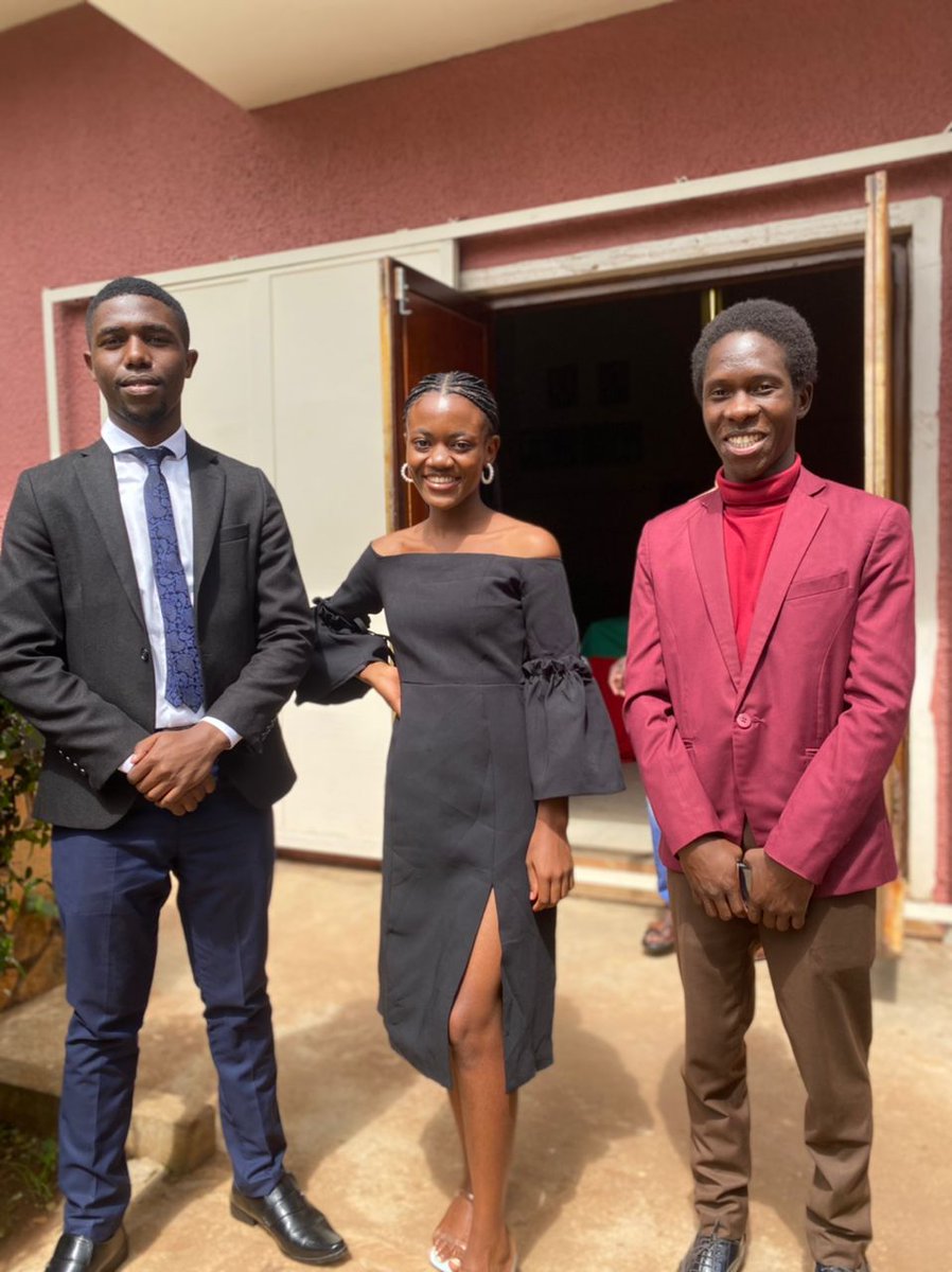 CatEdreen's tweet photo. The Chairman on my right and Speaker on my left.
@MUBESA must shine https://t.co/DVTq02pj56