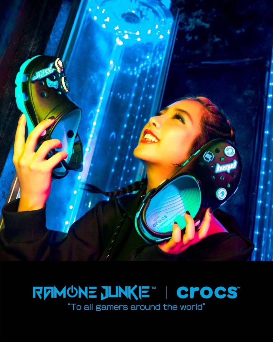 mizuyuno_'s tweet photo. 明日は #RAMUNEJUNKIExcrocs　POPUPイベント！！先行でコラボクロックス買えます〜！☺️
大きいポスター貼ってあるらしいそれ目印にきてね、、！
入場に関しては @RamuneJunkie_ のツイートを確認お願いします！
原宿集合です！！待ってる🫶 https://t.co/u3MUNsSYrj