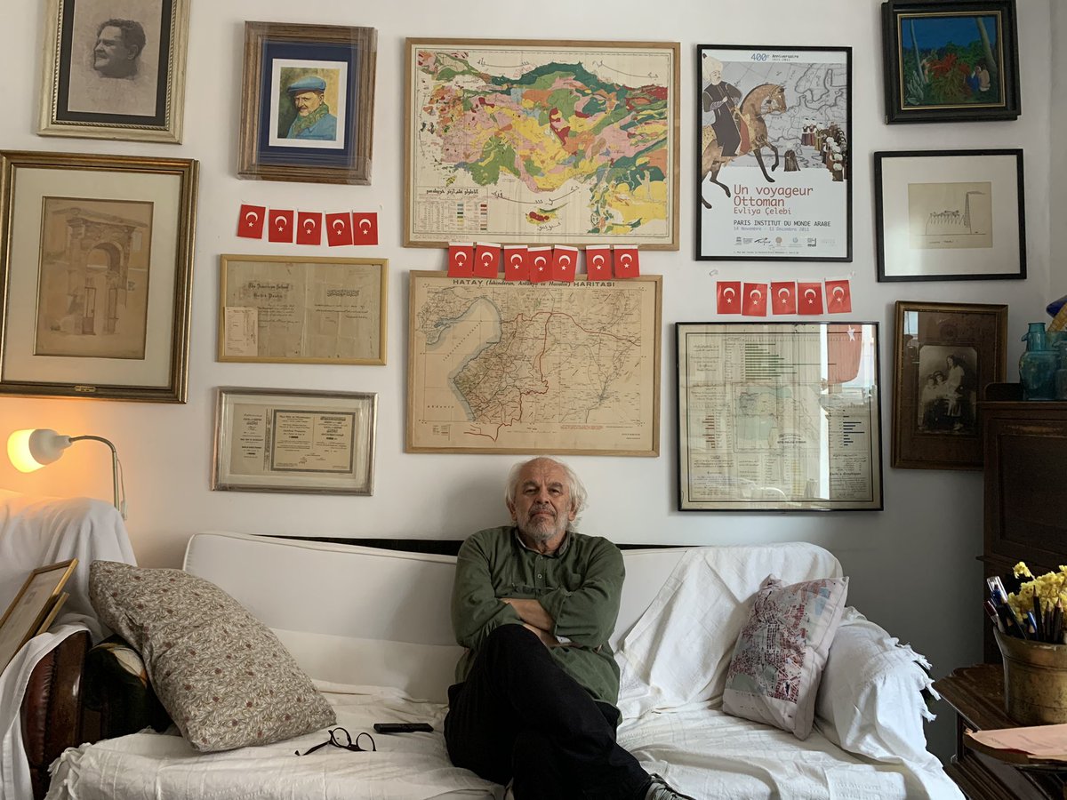 librakons's tweet photo. Librakons’da 23 Nisan. Arkada Anadolu deprem haritası, altında Hatay devleti haritası, yanında Duyun-u Umumiye haritası. Nazım Hikmet portreleri ve diğer. https://t.co/iuTUqs93kR