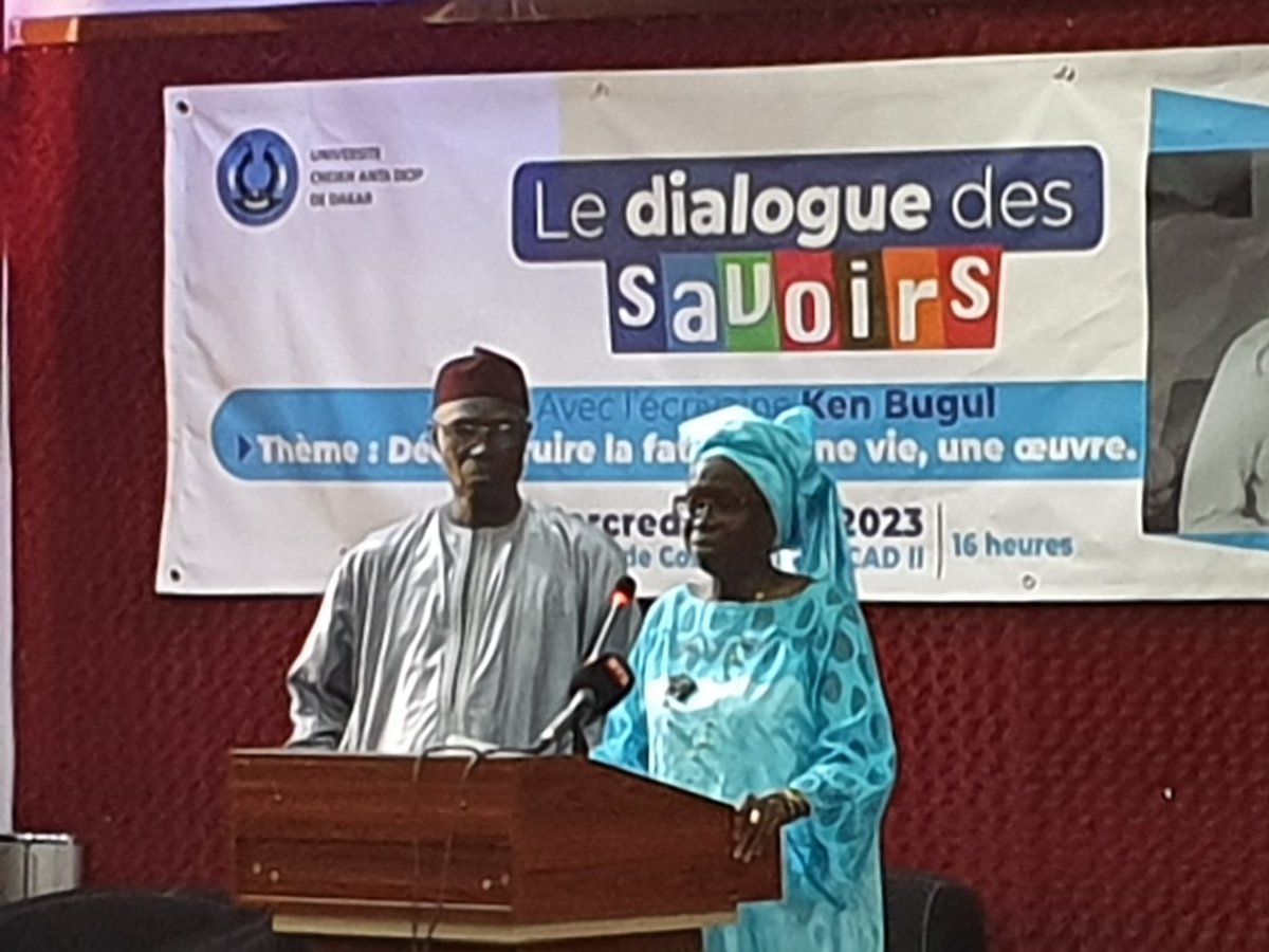HeppeFabian's tweet photo. Quel plaisir de rencontrer l'écrivaine inspirante #Kenbugul à @UCAD_Senegal ! Elle nous a partagé son parcours unique, une vie marquée par des défis qui ont été surmontés grâce à sa résistance au fatalisme. Pour elle, bien penser, agir et être sont essentiels. #Dialoguedessavoirs https://t.co/RpD3fNCPoS