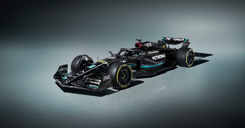 MercedesAMGF1's tweet photo. Wallpapers for the weekend. 🤩 Your phone will thank you later. 🖤👌