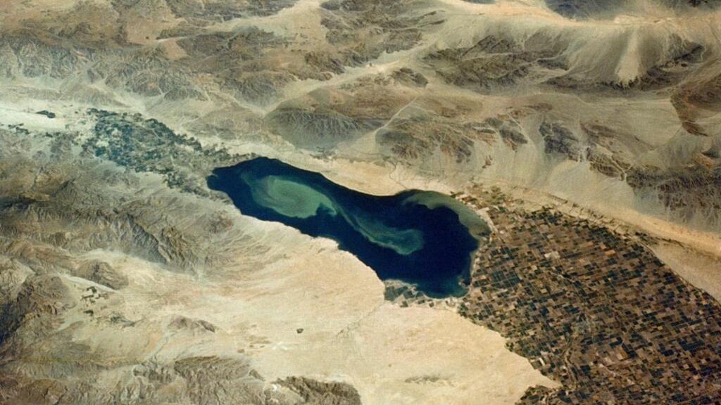 Más de la mitad de los grandes lagos del planeta están perdiendo agua, por dos causas conocidas
       ift.tt/IszDkt1