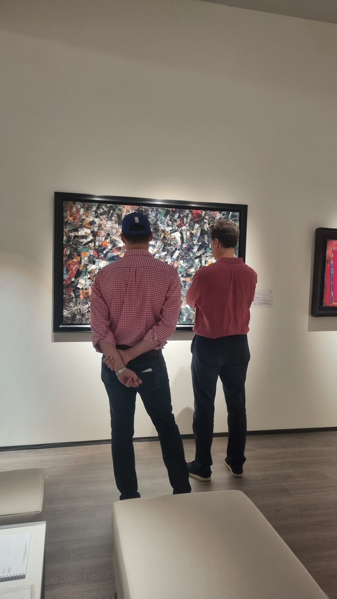 ApplicatPrazan's tweet photo. Thank you @TEFAF New York for having us, we had a blast !
See you next year 👋
#applicatprazan #tefafnewyork #artfair #postwarart #jeandubuffet #georgesmathieu #nicolasdestael #pierresoulages #RobertoMatta https://t.co/wHGcnr5lmY