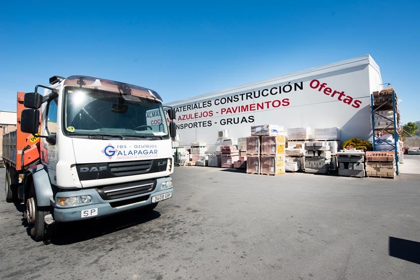 VillalbaenP29's tweet photo. #Gres y #Azulejos #Galapagar es una empresa del #P29deVillalba especialista en materiales de #construcción, con más de 25 de experiencia en la #ComunidaddeMadrid dentro del sector y que destaca por su calidad y buen servicio. https://t.co/pH26kkig7q https://t.co/dYUvSEyUv8