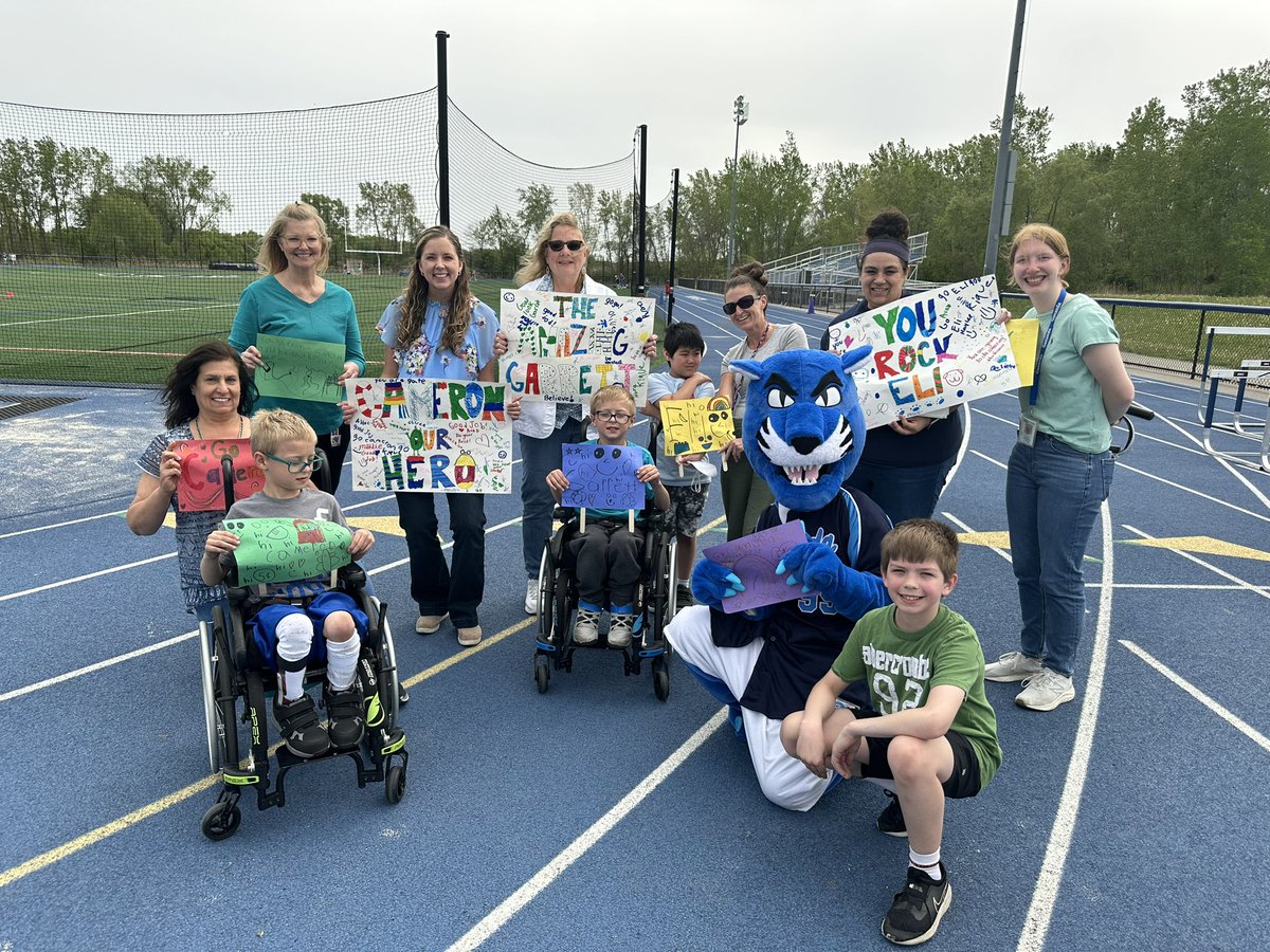 Katy_Lumb's tweet photo. So excited for this crew - heading to the @SpecialOlympics today! 🏆 #GanandaPROUD #joyfulleaders #SpecialOlympics @Pedulla_Psyched @chmaiorana https://t.co/apsreorAgb