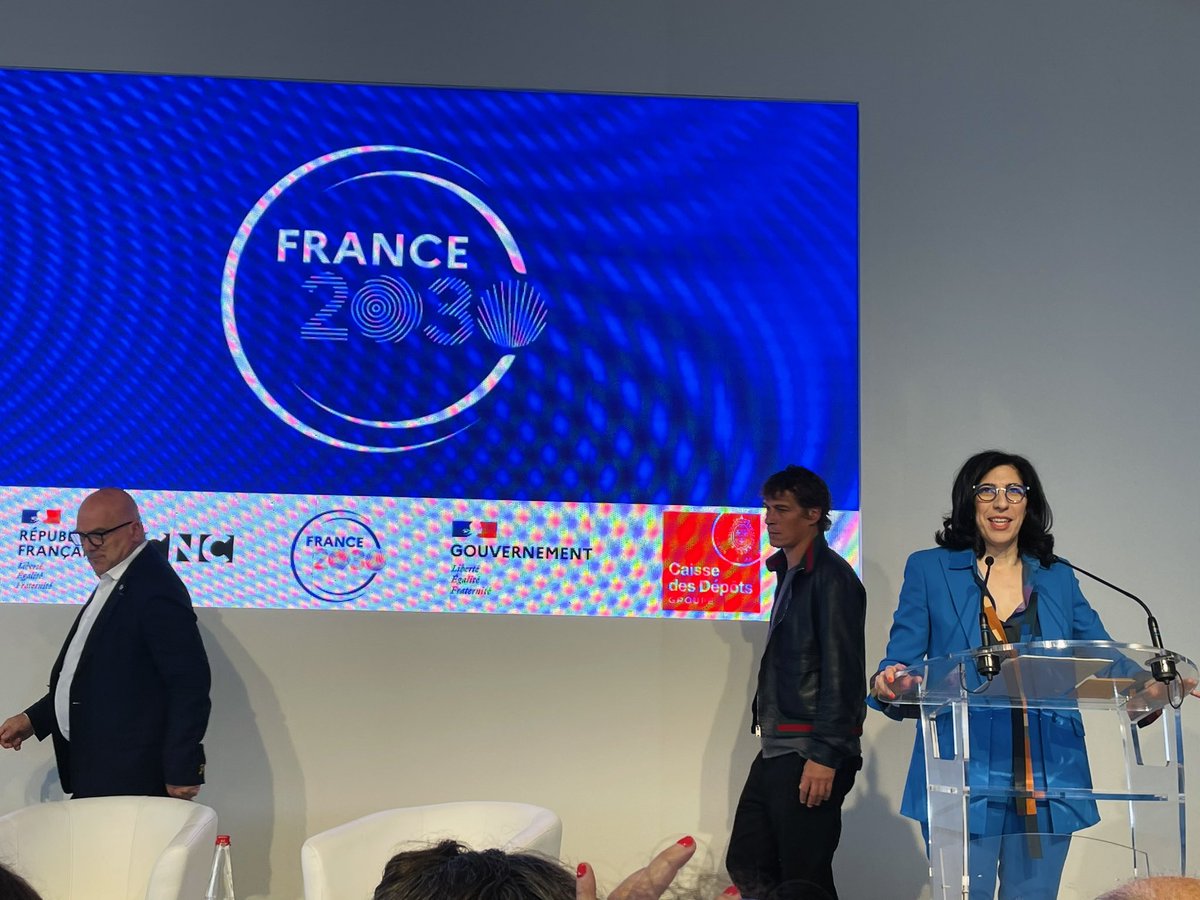 Cirone06's tweet photo. 350M€ vont être alloués à ces projets. Objectif : doubler la surface de studios (60.000 ➡️ 153.000 m2) et les effectifs des écoles (5000 ➡️ 10.000) pour soutenir « notre souveraineté culturelle) » @RimaAbdulMalak @Festival_Cannes https://t.co/cUWH1NGUPr