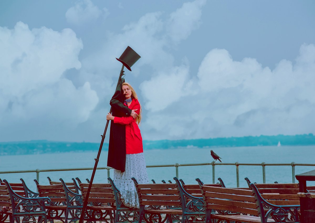 Thank you <a href="/artsrichmonduk/">Arts Richmond UK</a> for the wonderful exhibition open until 28th May <a href="/ExchangeTwick/">Exchange Twickenham</a> and for including my work #EmotionalContortionism.  
artsrichmond.org.uk/shop/ols/produ…

The show is presented in conjunction with the <a href="/McgoughRoger/">Roger Mcgough</a> Poetry Competition.