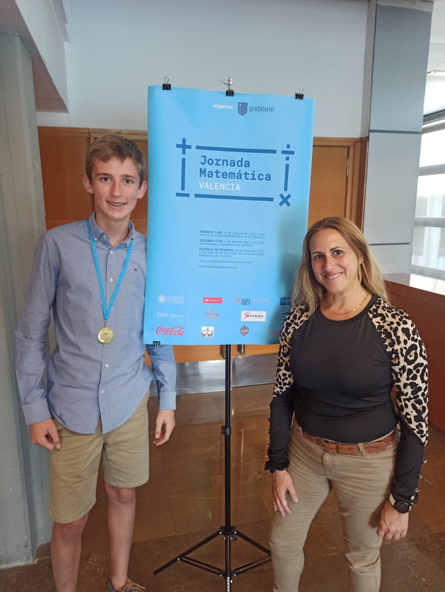 sjcalasanzvlc's tweet photo. Nuestro alumno de 2º de ESO, Luis García Estellés ha sido premiado 🏅como finalista en las Jornadas Matemáticas de Valencia organizadas por el @CGuadalaviar. https://t.co/K19LvwE8BY