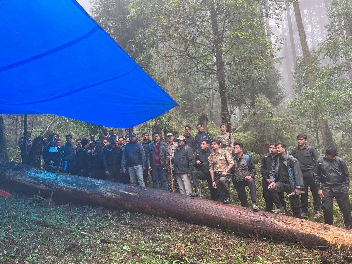 The Mensuration exercise for 54th RR is being held at Kanasar, Uttarakhand and Kurseong, West Bengal in two groups. The probationers will get first hand field experience of camping in forest areas and learning by doing. @moefcc